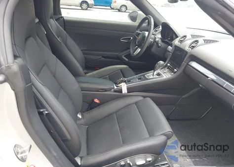 2024 Porsche 718 Boxster Style Edition z USA, uszkodzony, nr VIN WP0CA2A84RK206112